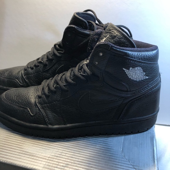 Air Jordan 1 (2001) Black /Silver Size 9.5 Men’s 12 Women’s 136060 002 - Picture 13 of 15